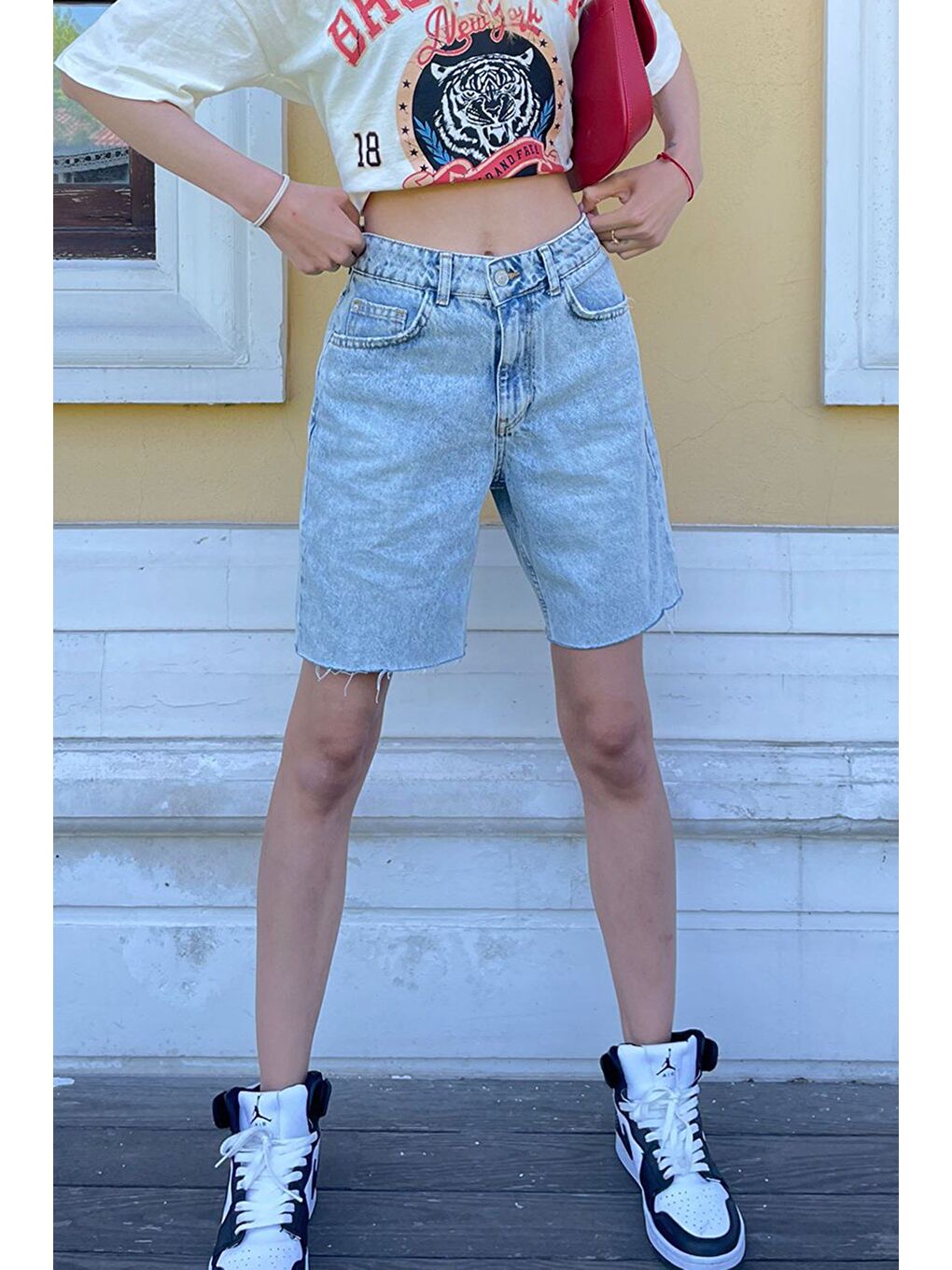 Buz Mavisi Yüksek Bel Regular Fit Basic Jean Şort Mg1495-7