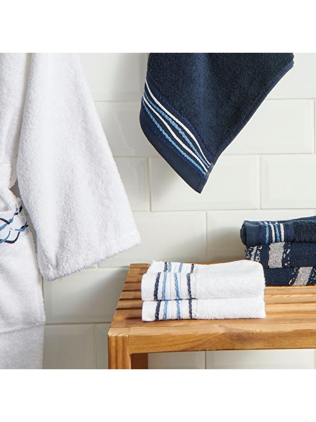 Soft Digital Blue Jakarlı El Havlusu - Beyaz - 30x50 cm-1