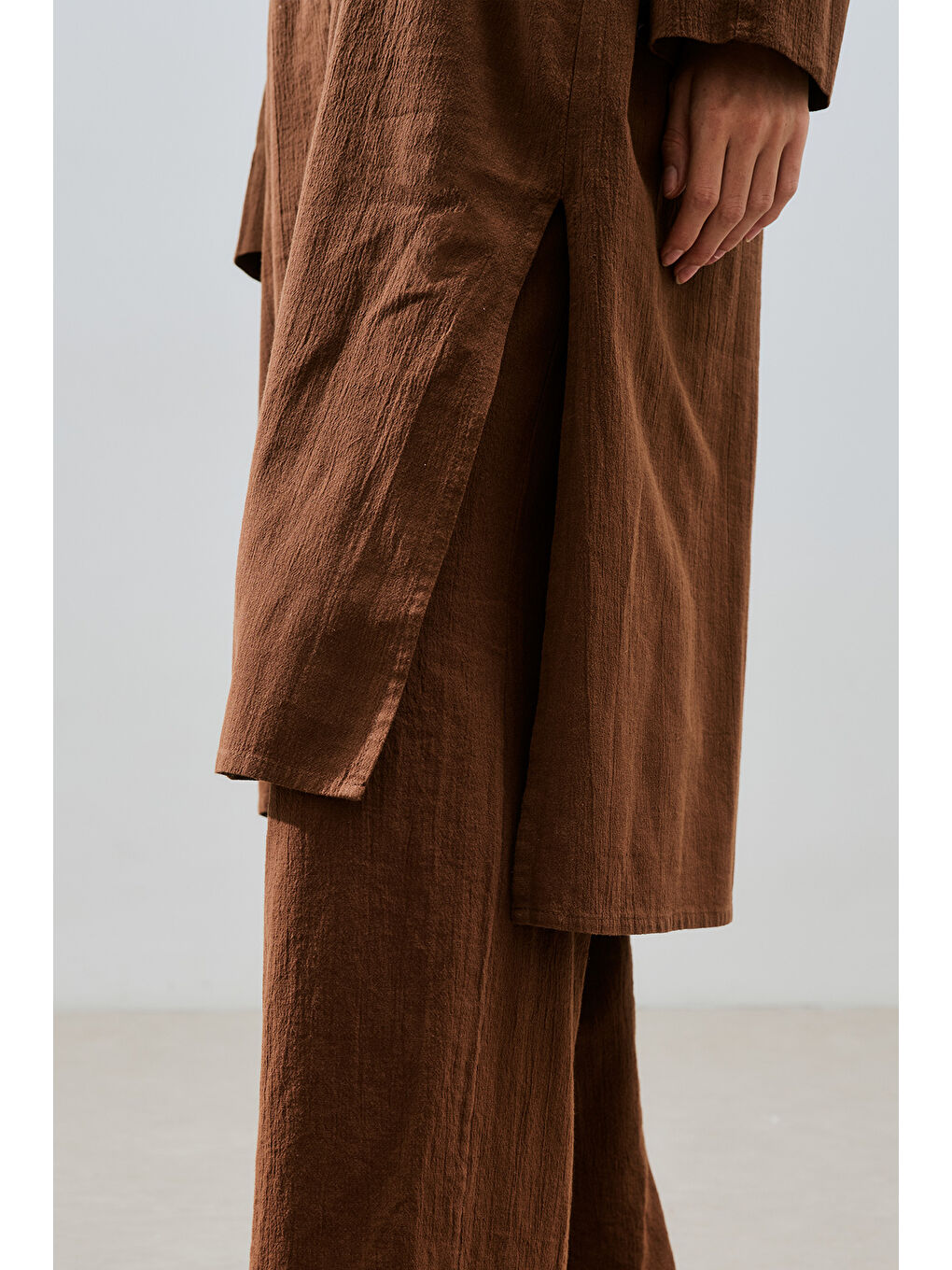 Dokulu Düğmeli Uzun Tunik Kahverengi-6