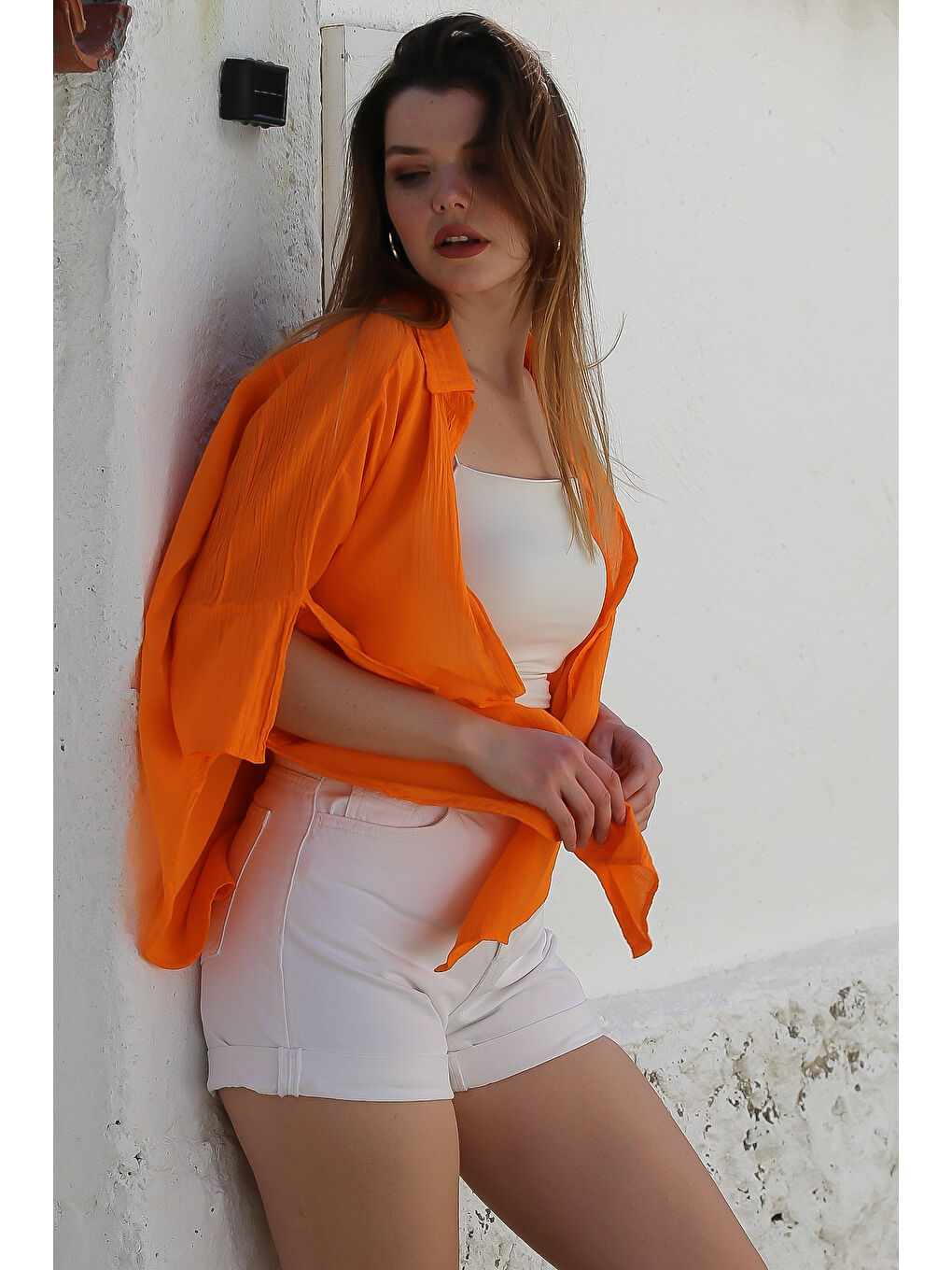 Turuncu Gömlek Yaka Kısa Kol Kapamasız Yıkamalı Önden Düğüm Bağlamalı Casual Dokuma Bluz 62 67-3