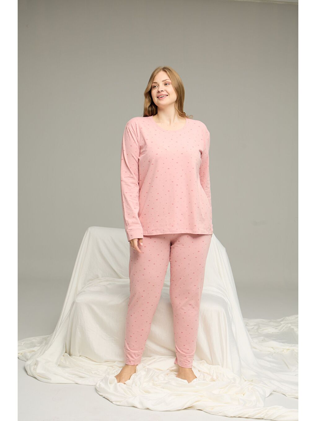 Pembe Pudra Desenli Curve Büyük Beden Battal Boy Pamuklu Pijama Takım25240762-1
