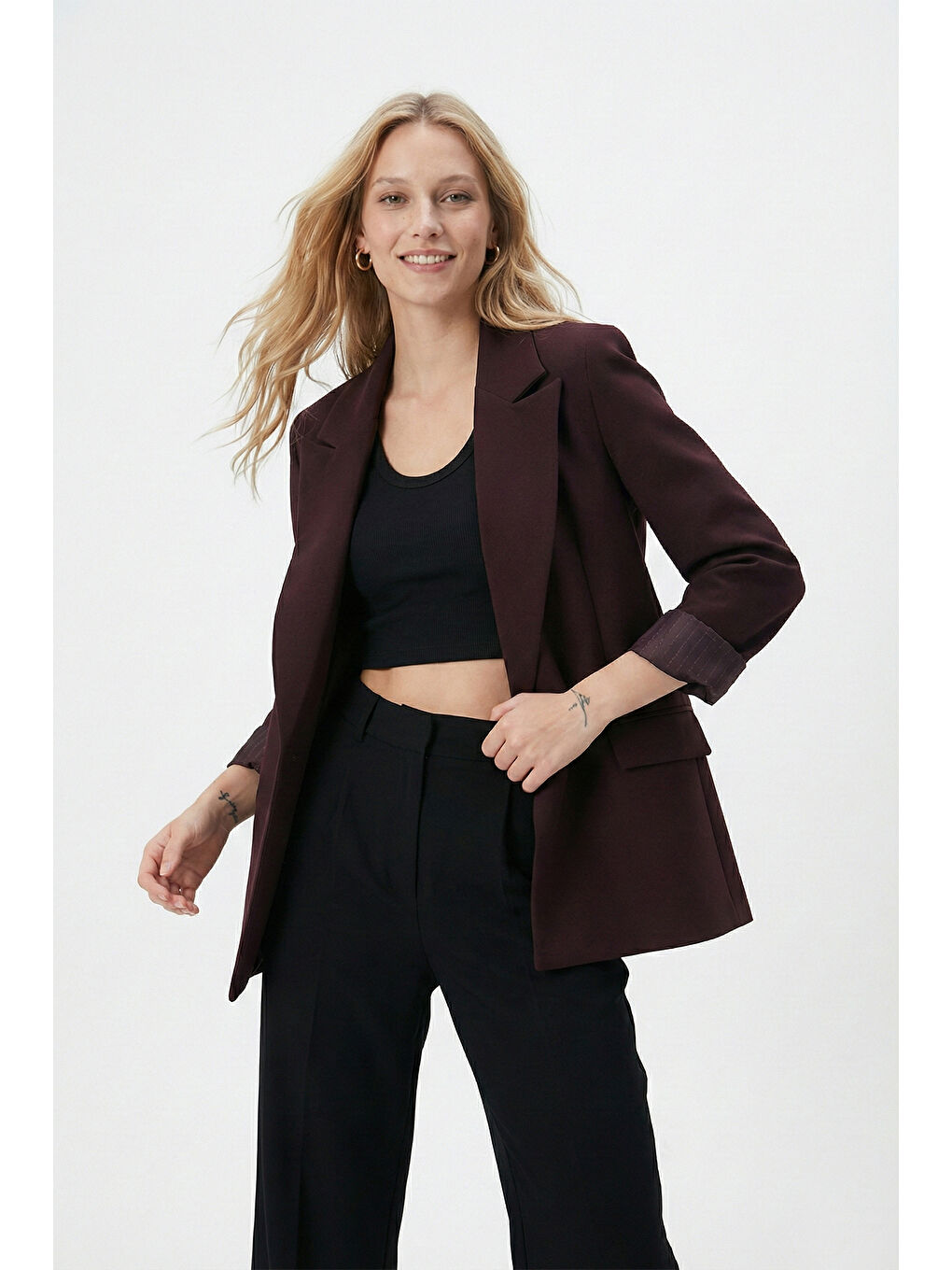 Mürdüm Regular Fit Kruvaze Yaka Desenli Astar Detaylı Kadın Ceket 6927560-1