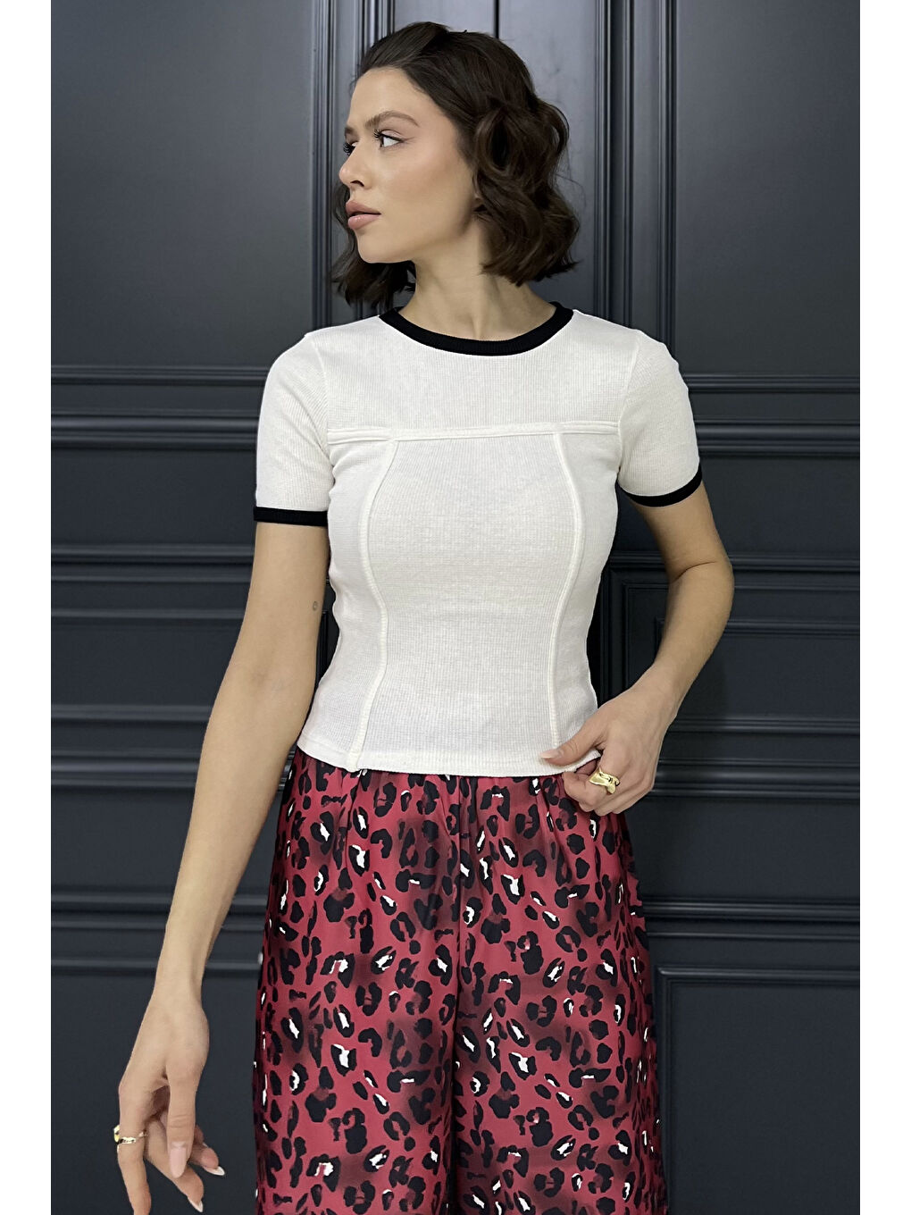 Ekru Kadın Bisiklet Yaka Dikiş Detaylı Kaşkorse Bluz-1