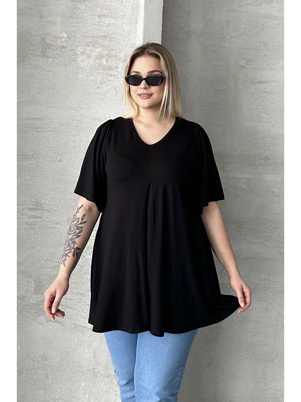 Siyah Büyük Beden İkili Paket V Yaka Desensiz Asimetrik Kesim Elastanlı Bluz 320315x2-2