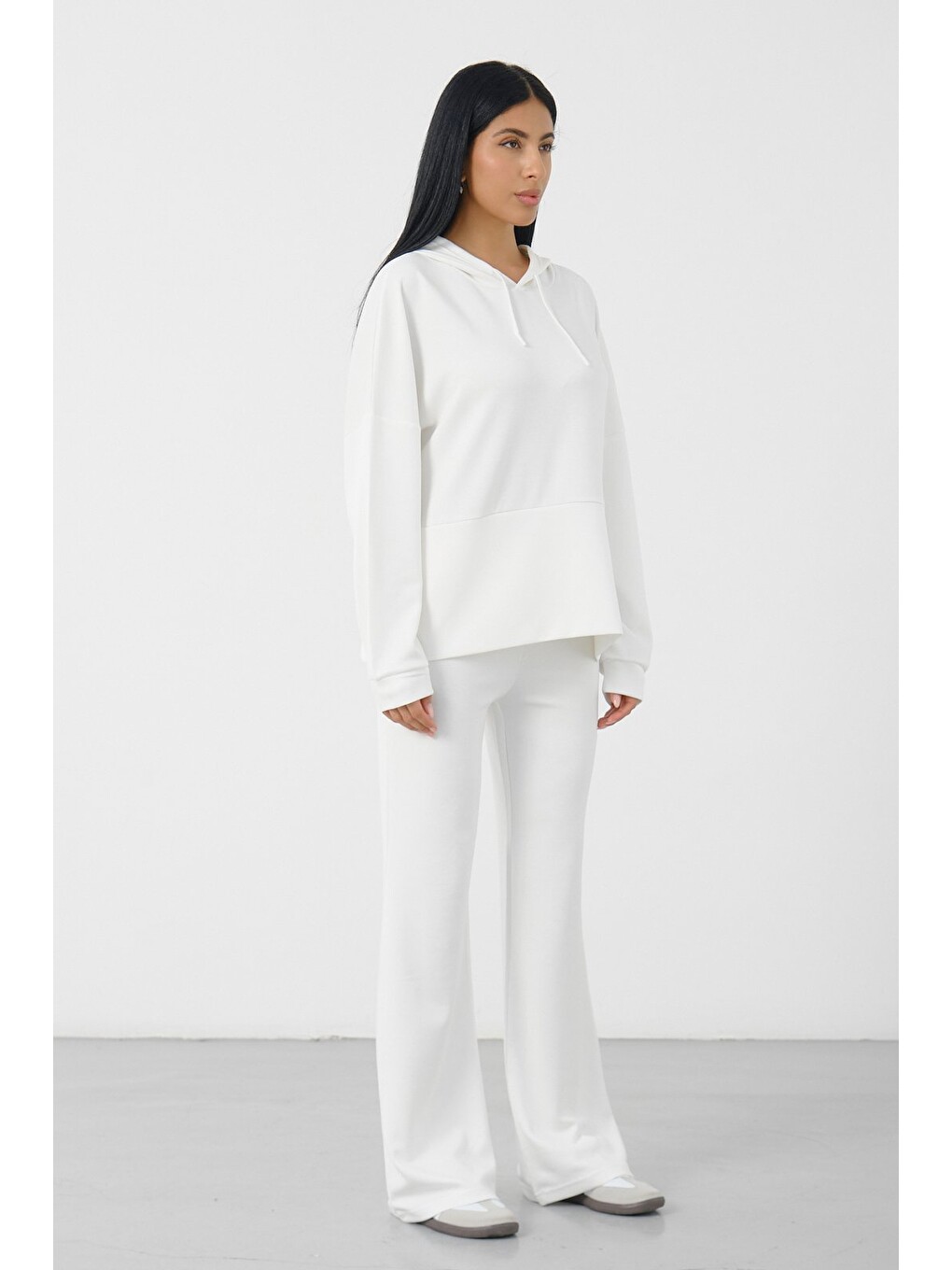 Ekru Kadın Kapüşonlu Salaş Takım Oversize Sweat ve Geniş Paça Alt-1