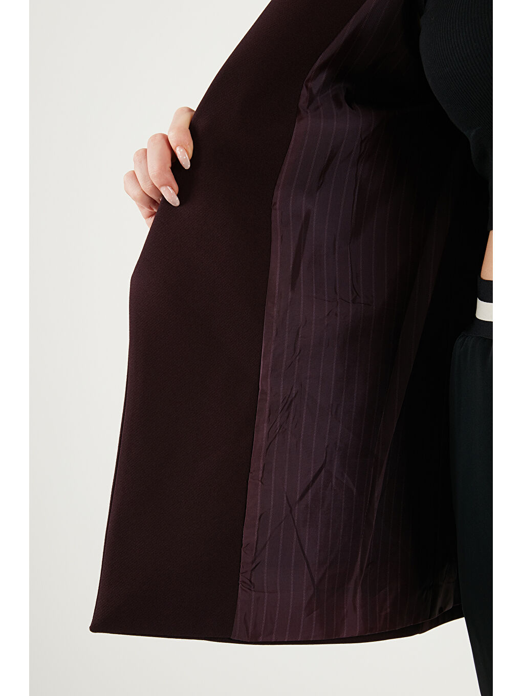 Mürdüm Regular Fit Kruvaze Yaka Desenli Astar Detaylı Kadın Ceket 6927560-4