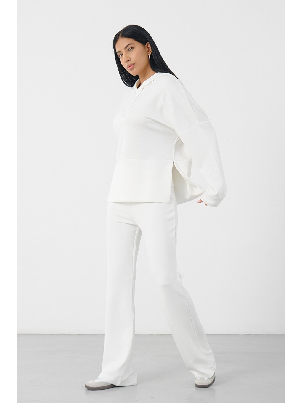 Ekru Kadın Kapüşonlu Salaş Takım Oversize Sweat ve Geniş Paça Alt-2