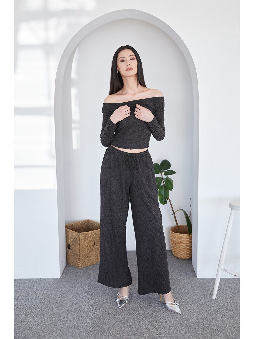 Antrasit Beli Lastikli Bürümcük Kumaş Palazzo Pantolon