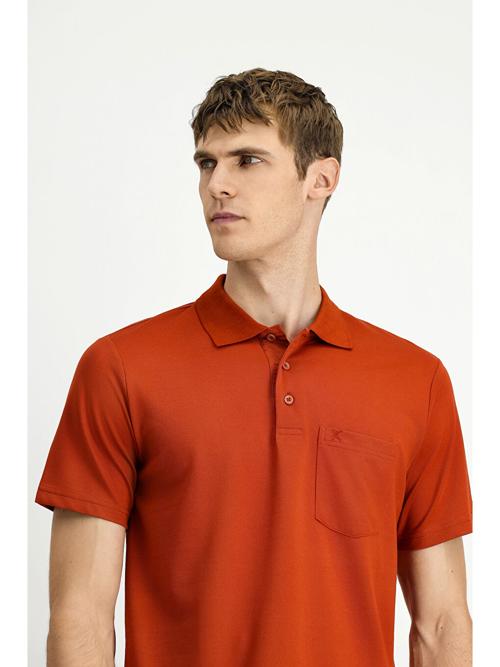 Kahverengi Regular Fit Pamuklu Nakışlı Cepli Polo Yaka Tişört