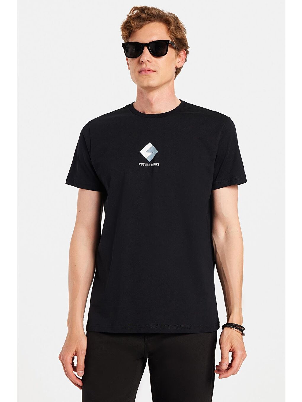 Erkek Slim Fit Dar Kesim %100 Pamuk Yumuşak Dokulu Baskılı Siyah Bisiklet Yaka Tişört-3