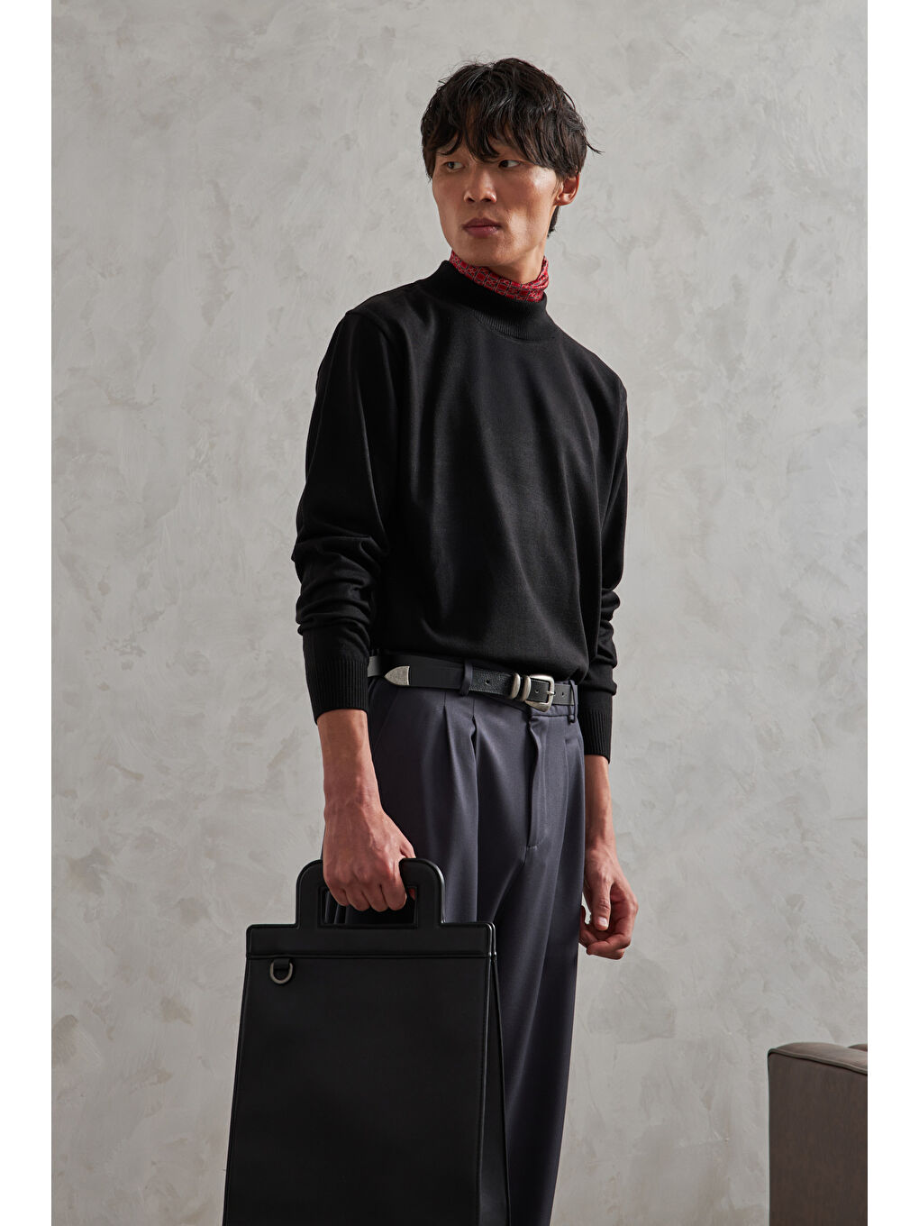 Siyah Erkek Yarım Balıkçı Oversize Basıc Triko Kazak-5