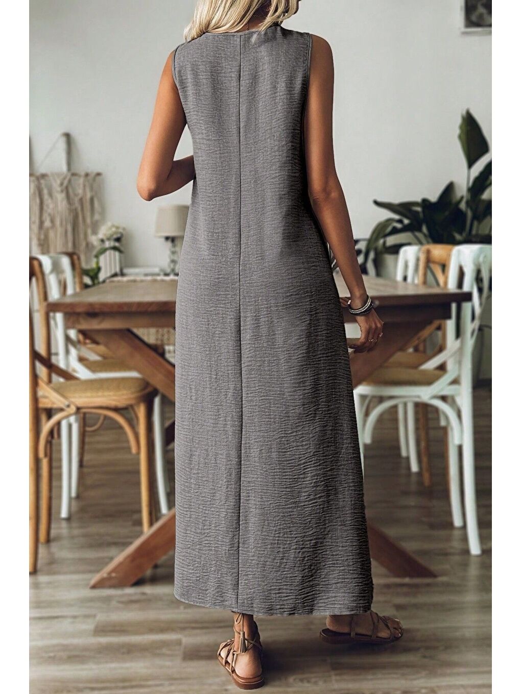 Kadın Koyu Gri V Yaka Kolsuz Maxi Boy Keten Elbise-1