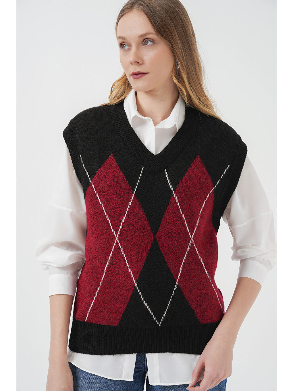 15914 V Yaka Triko Süveter - D. Siyah