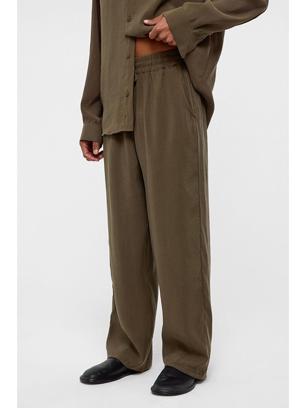 Baggy Fit Modal Kumaş Pantolon Haki-2