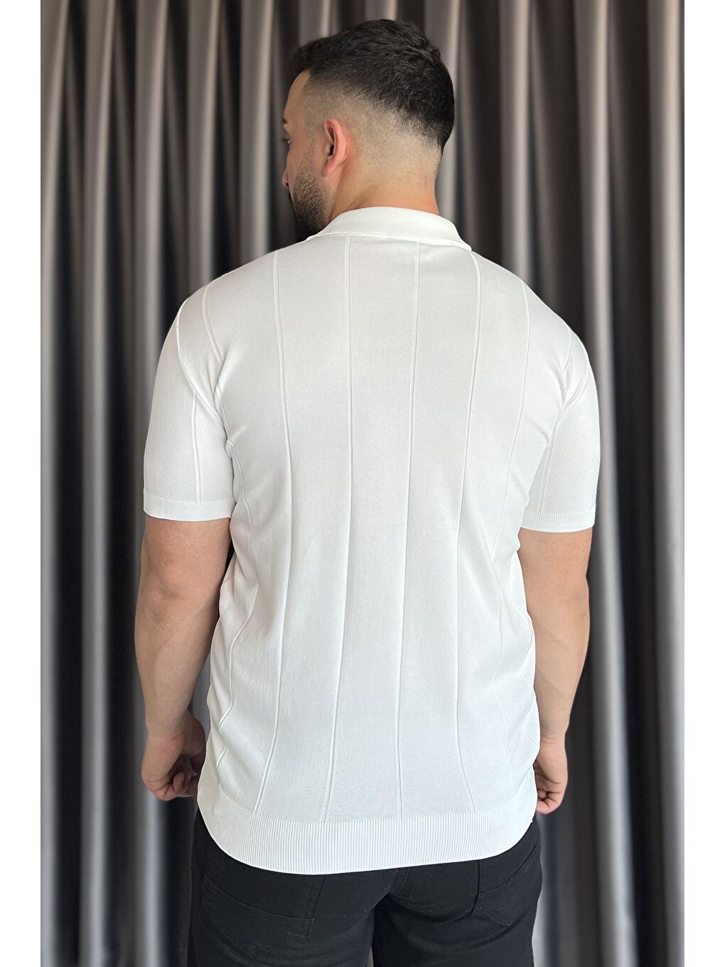 Beyaz Erkek Polo Yaka Kendinden Çizgi Desenli Tişört-2
