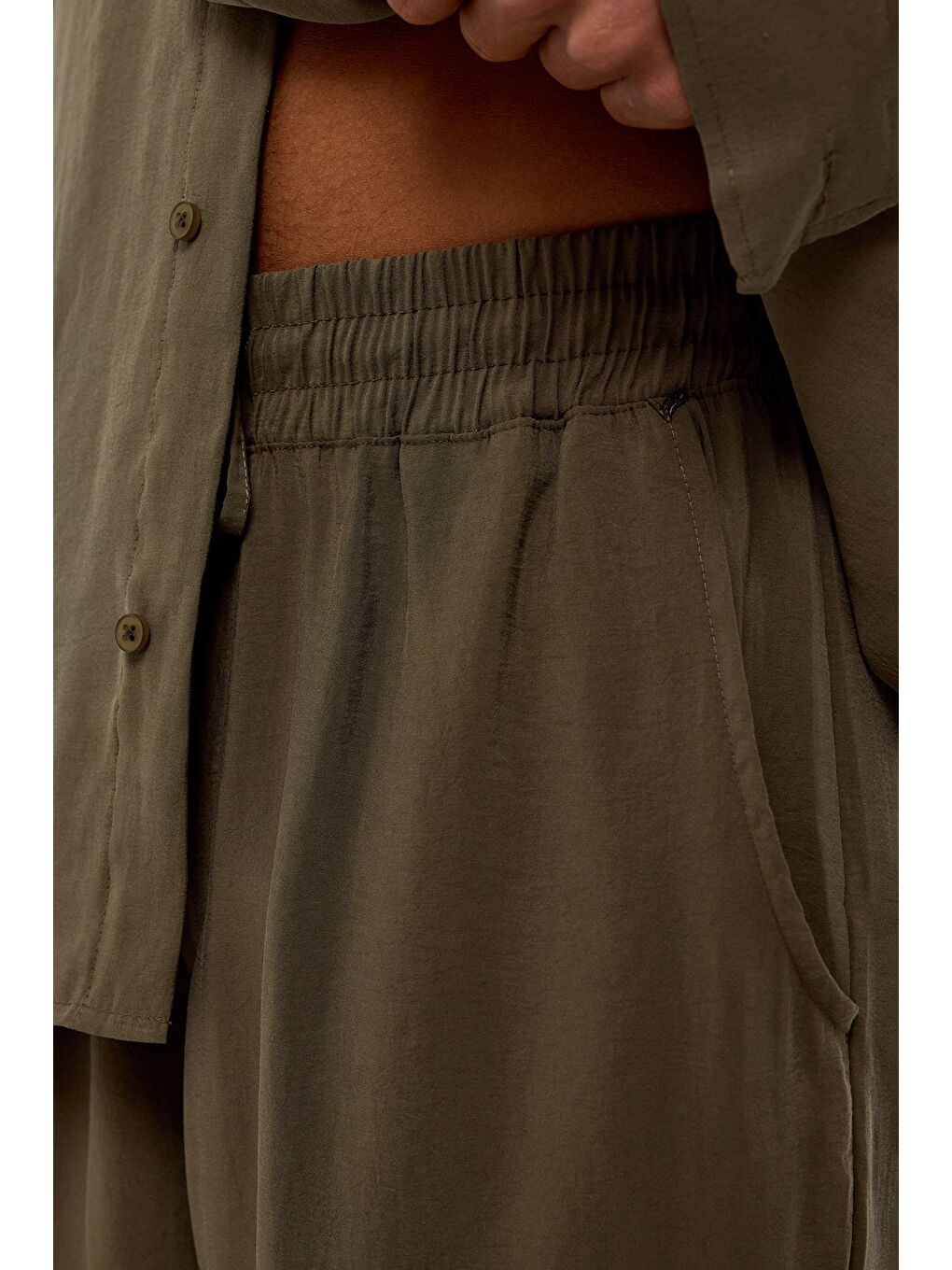 Baggy Fit Modal Kumaş Pantolon Haki-4