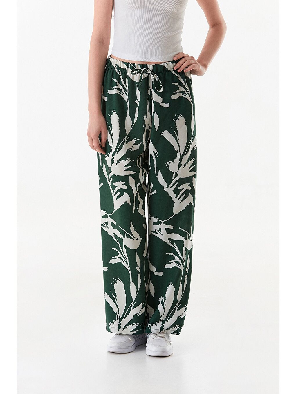 Yeşil Yaprak Desenli Beli Lastikli Palazzo Pantolon-3