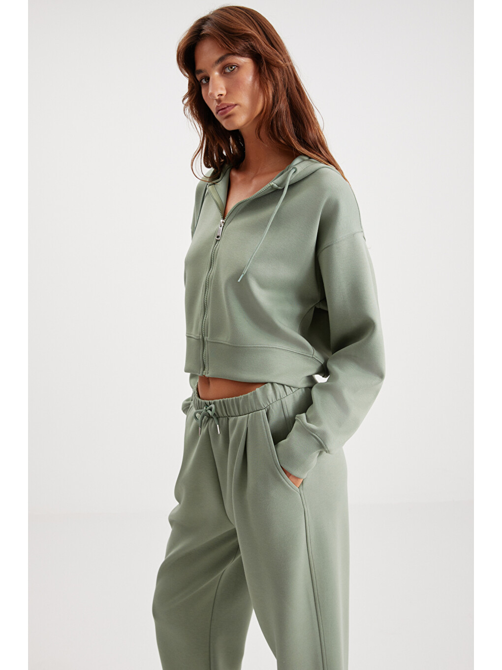 Jıll Kadın Scuba Kumaşlı Kapüşonlu Fermuarlı Aşırı Yumuşak Örme Crop Mint Yeşil Sweatshirt-4