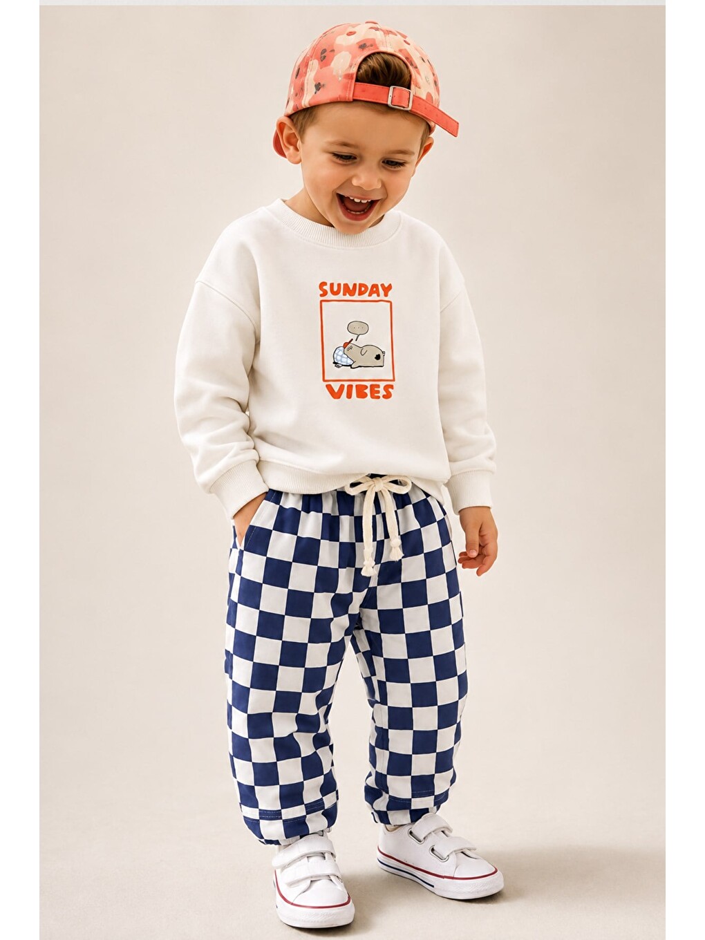 Erkek Çocuk Ekru Baskılı Pamuklu Sweatshirt Ve Lacivert Damalı Eşofman Alt Üst Takım