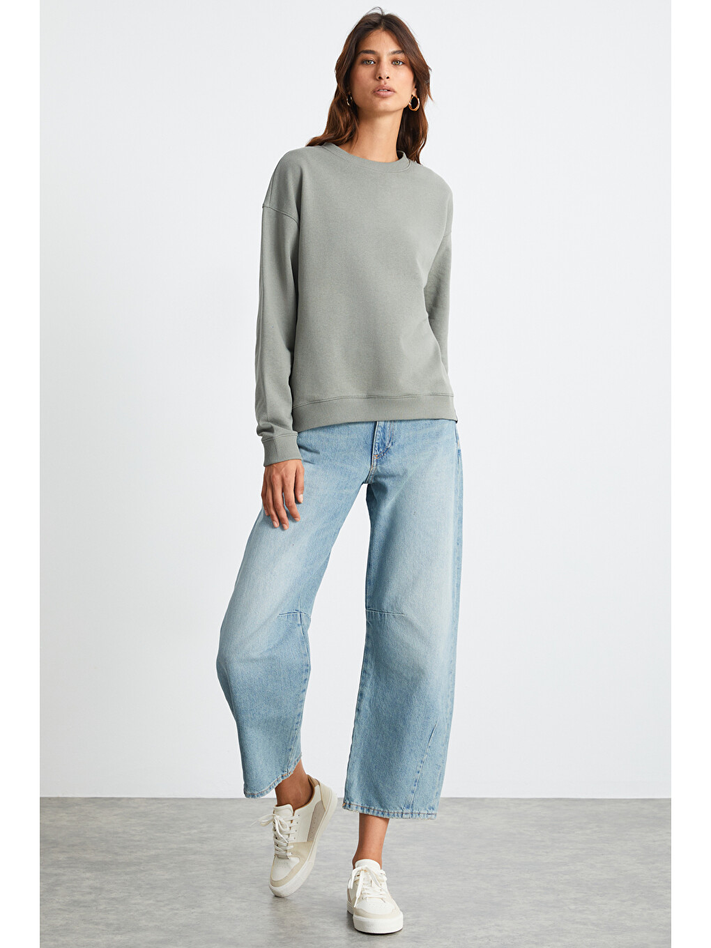 Maıja Kadın Bisiklet Yaka İçi Polarlı Oversize Fit Basic Açık Haki Sweatshirt-1