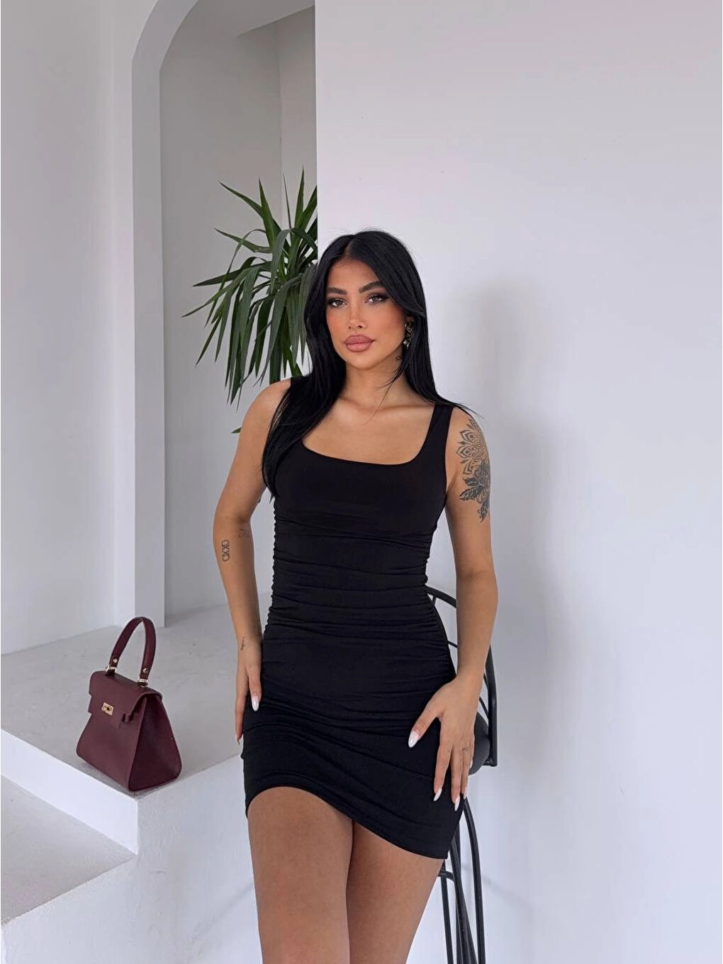 Kadın Siyah Kalın Askılı Yanlardan Drapeli Mini Elbise HZL25S-FRY123081-1