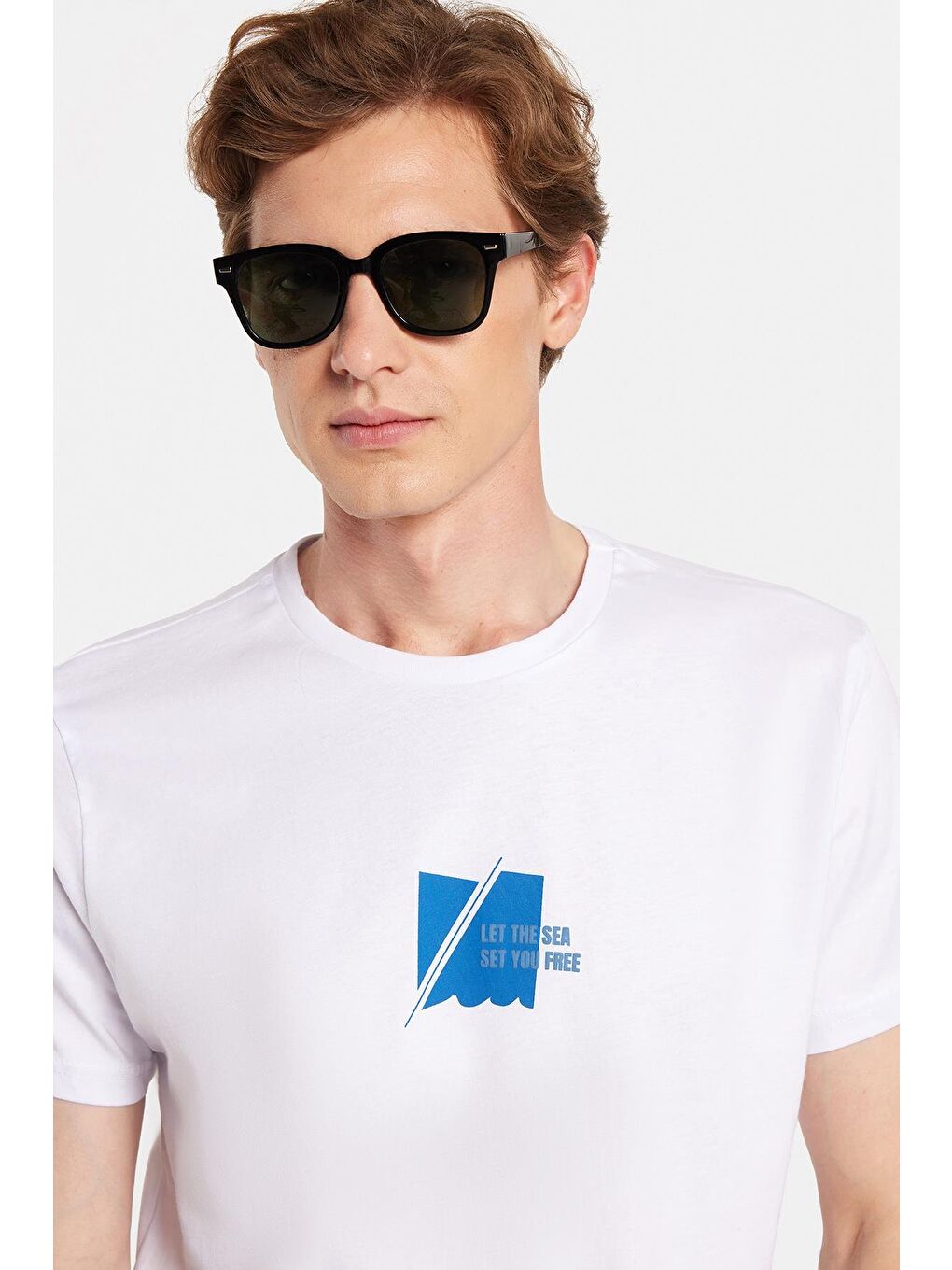 Erkek Slim Fit Dar Kesim %100 Pamuk Yumuşak Dokulu Baskılı Beyaz Bisiklet Yaka Tişört-1