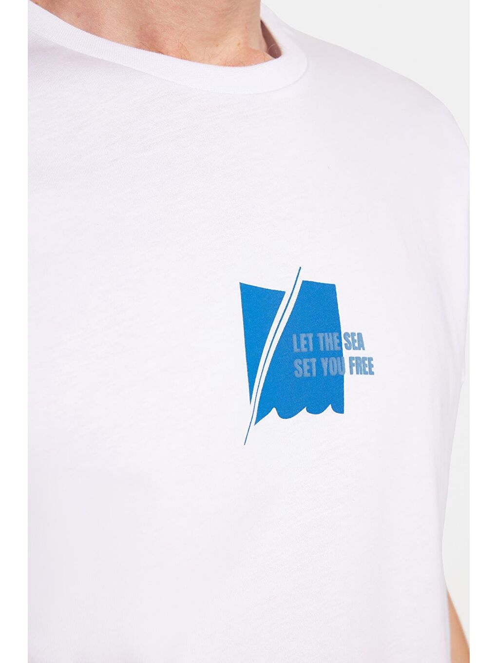 Erkek Slim Fit Dar Kesim %100 Pamuk Yumuşak Dokulu Baskılı Beyaz Bisiklet Yaka Tişört-3