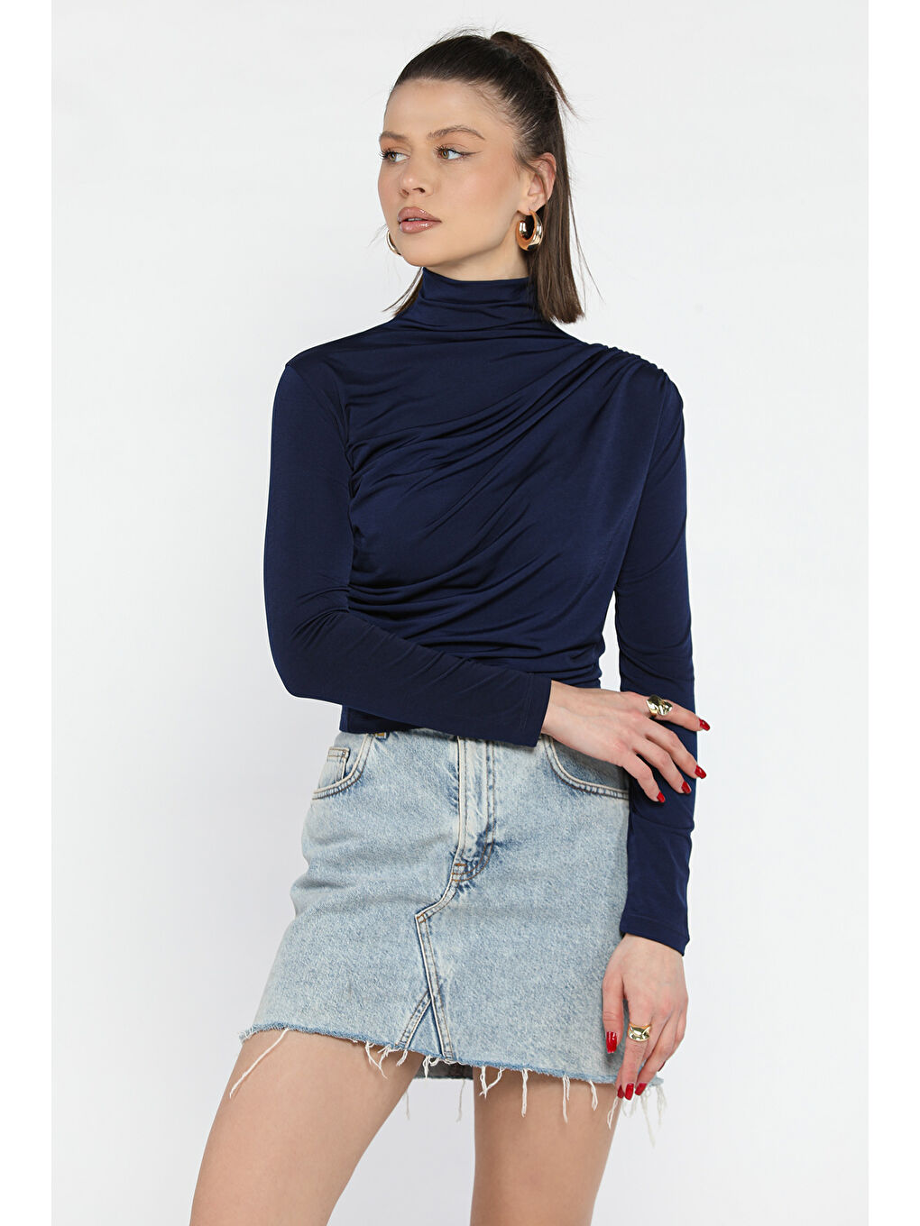 Lacivert Omuz Ve Bel Drapeli Kadın Bluz-1