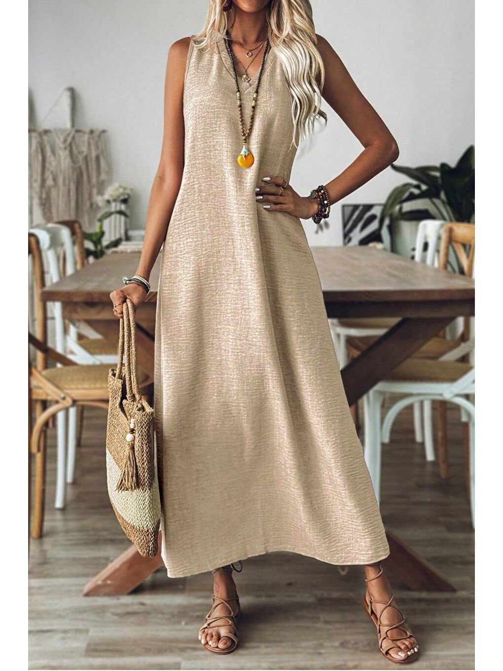 Kadın Bej V Yaka Kolsuz Maxi Boy Keten Elbise-4