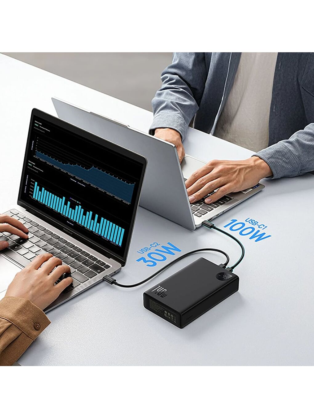 Adaman Overseas Edition 240 000 mAh Digital Display 140W  Powerbank-2