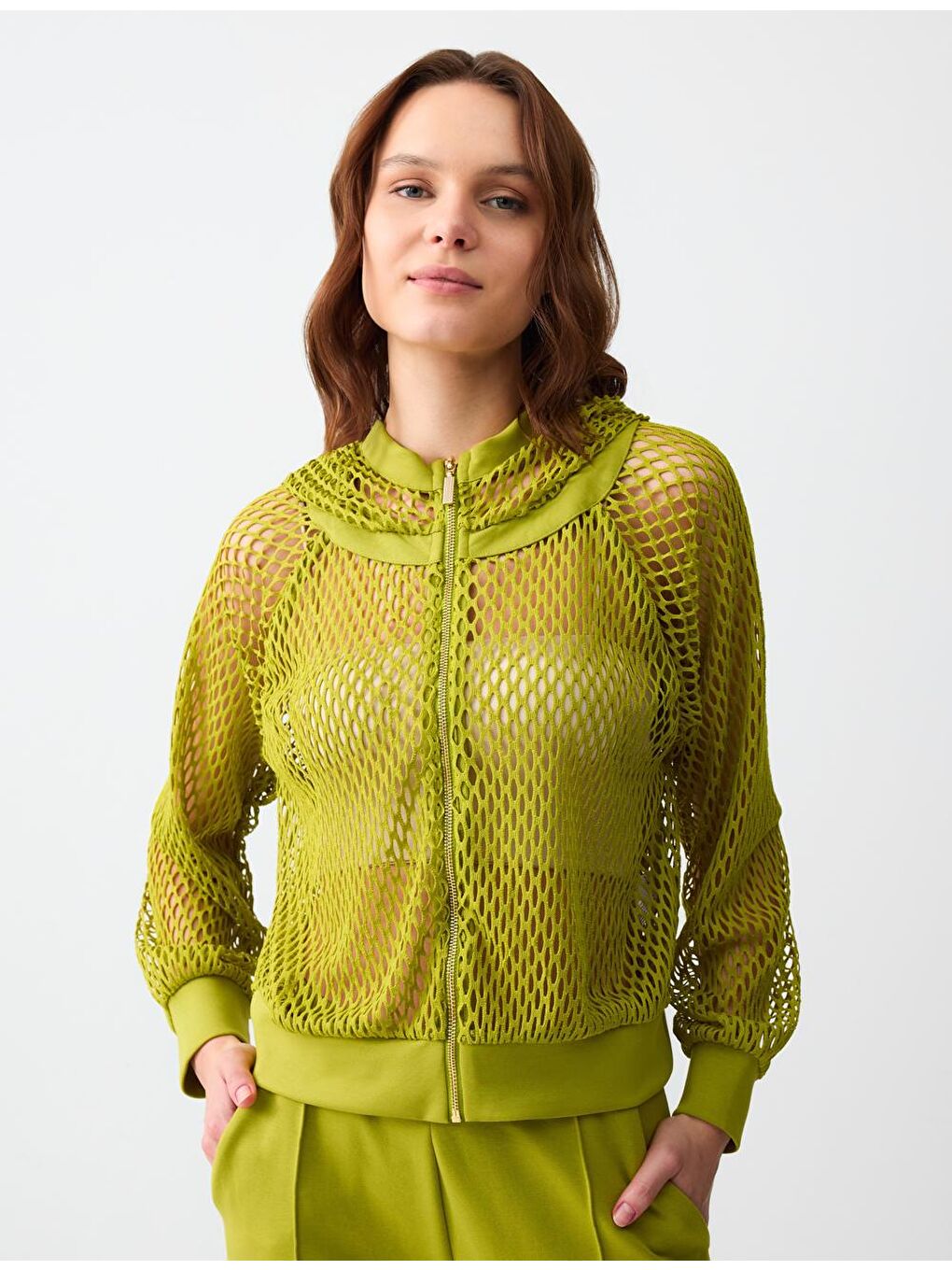 Sarı Limoni Düz Kesim Uzun Kollu Kapüşonlu Ajurlu Örme Ceket