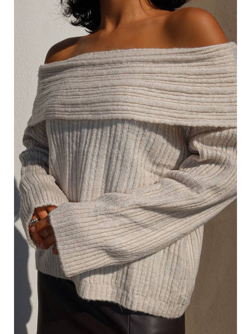 Bej Omzu Açık Fitilli Triko Kazak F-040-3