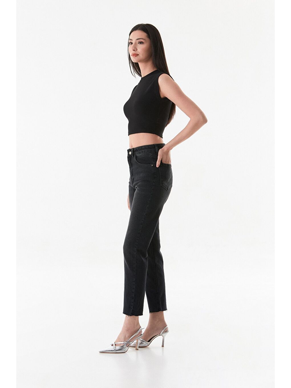 Siyah Fermuarlı Yüksek Bel Mom Jean-4