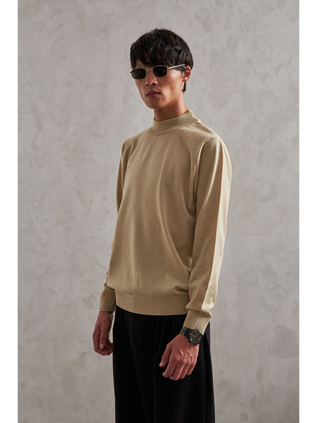 Ekru Erkek Yarım Balıkçı Oversize Basıc Triko Kazak-2