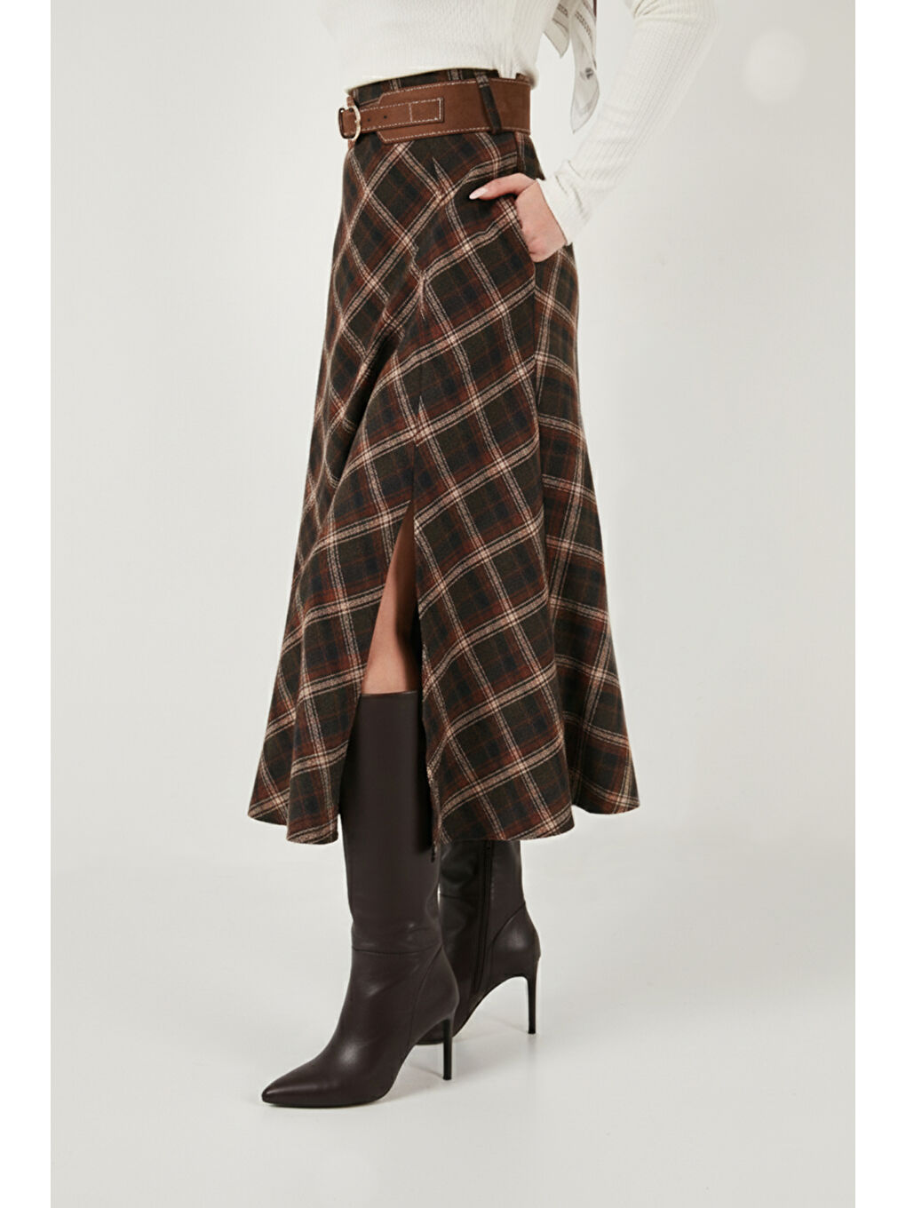 Kahverengi Pamuk Karışımlı Kemerli Cepli Kadın Midi Etek 6833365-4