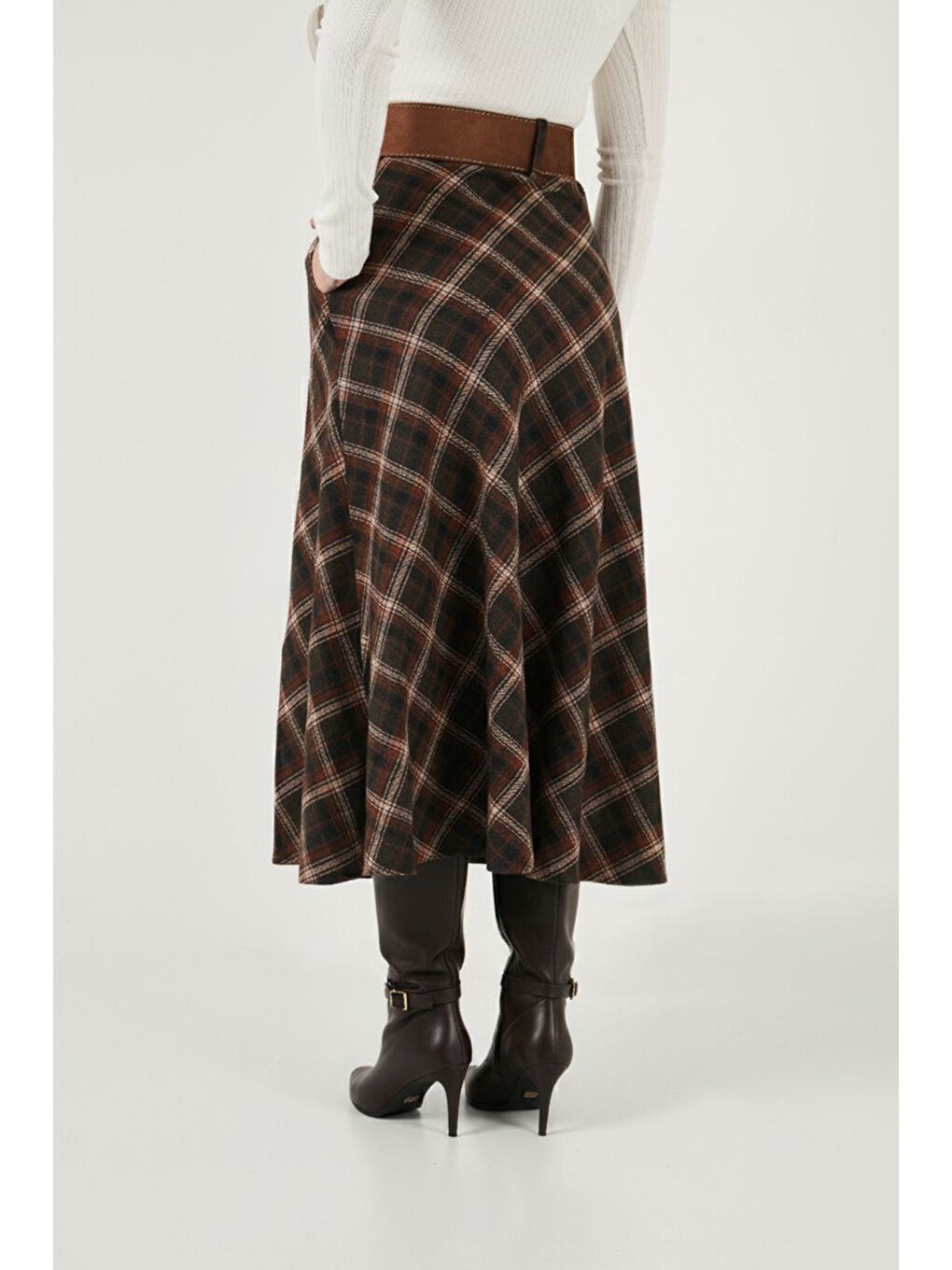 Kahverengi Pamuk Karışımlı Kemerli Cepli Kadın Midi Etek 6833365-5