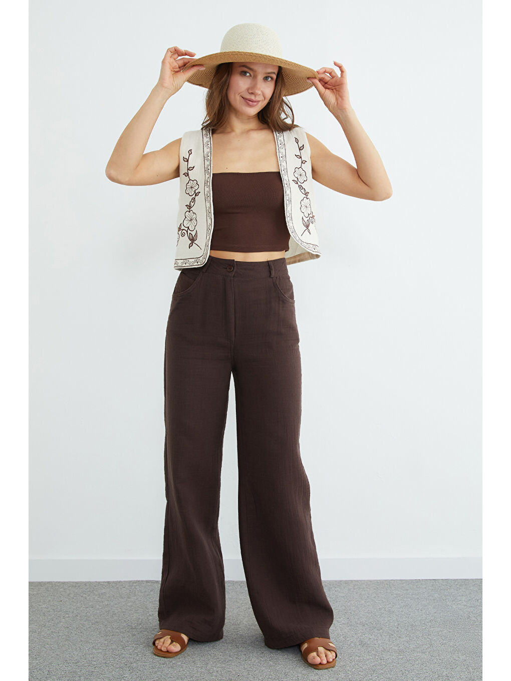 Bej Etnik Desenli Müslin Kumaş Yelek-3