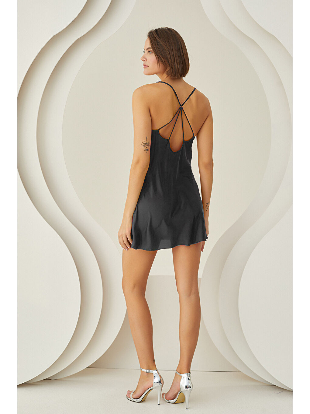 Siyah Silky Kısa Gecelik-1