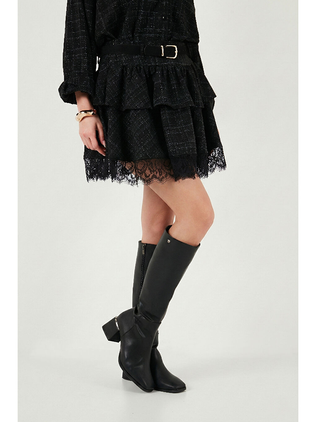Siyah Ekoseli Dantel Detaylı Skater Kalıp Yüksek Bel Kemerli Kadın Mini Etek 59137180-2