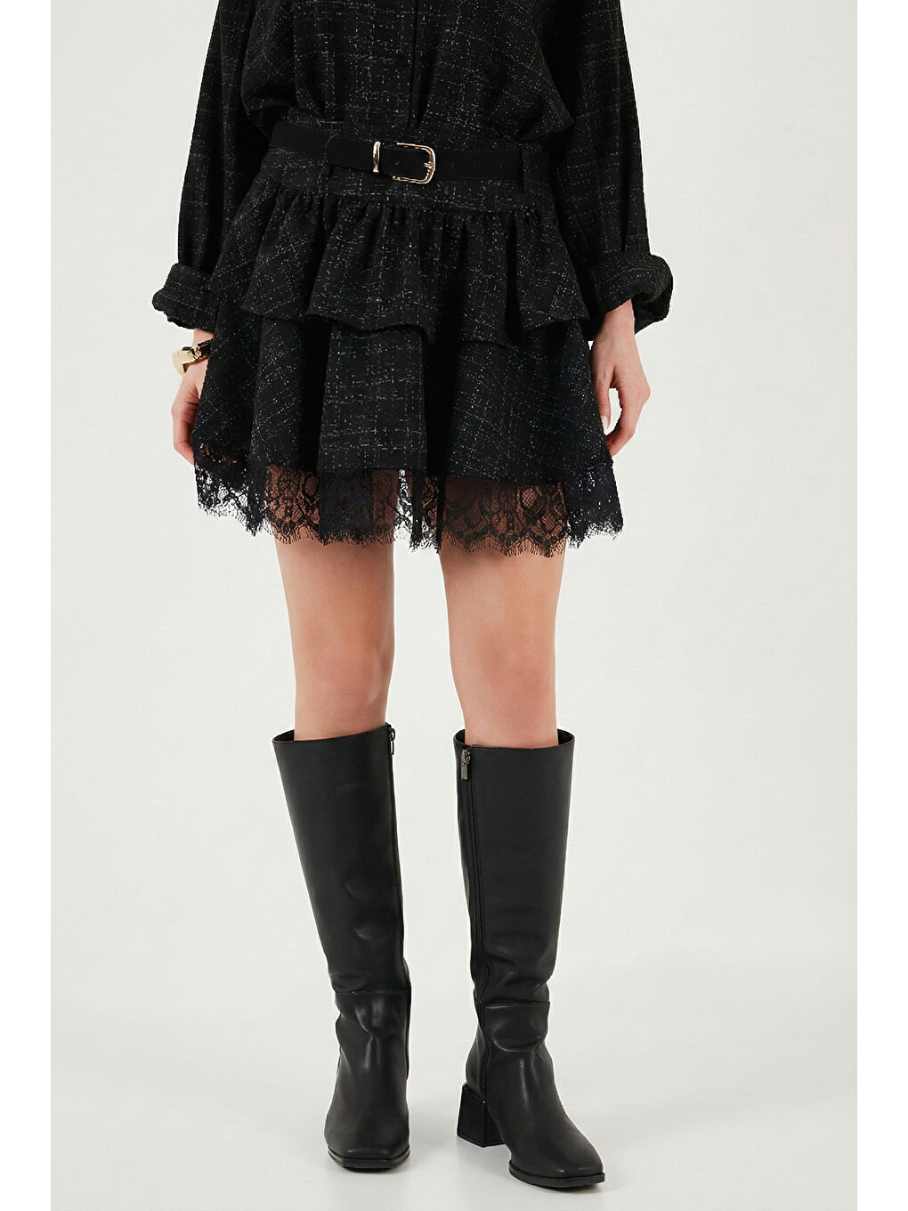 Siyah Ekoseli Dantel Detaylı Skater Kalıp Yüksek Bel Kemerli Kadın Mini Etek 59137180-3