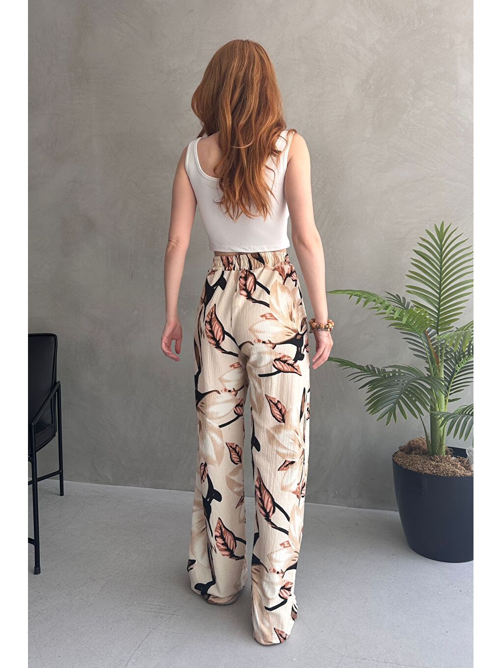 Çiçek Desenli Bol Pantolon Bej - 27237-4