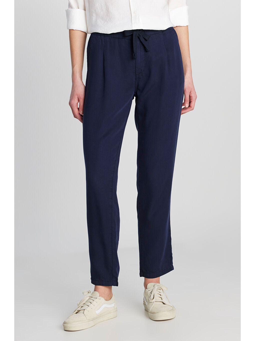 Regular Fit Normal Kesim Normal Bel Düz Paça Yumuşak Dokulu Lacivert Pantolon-2