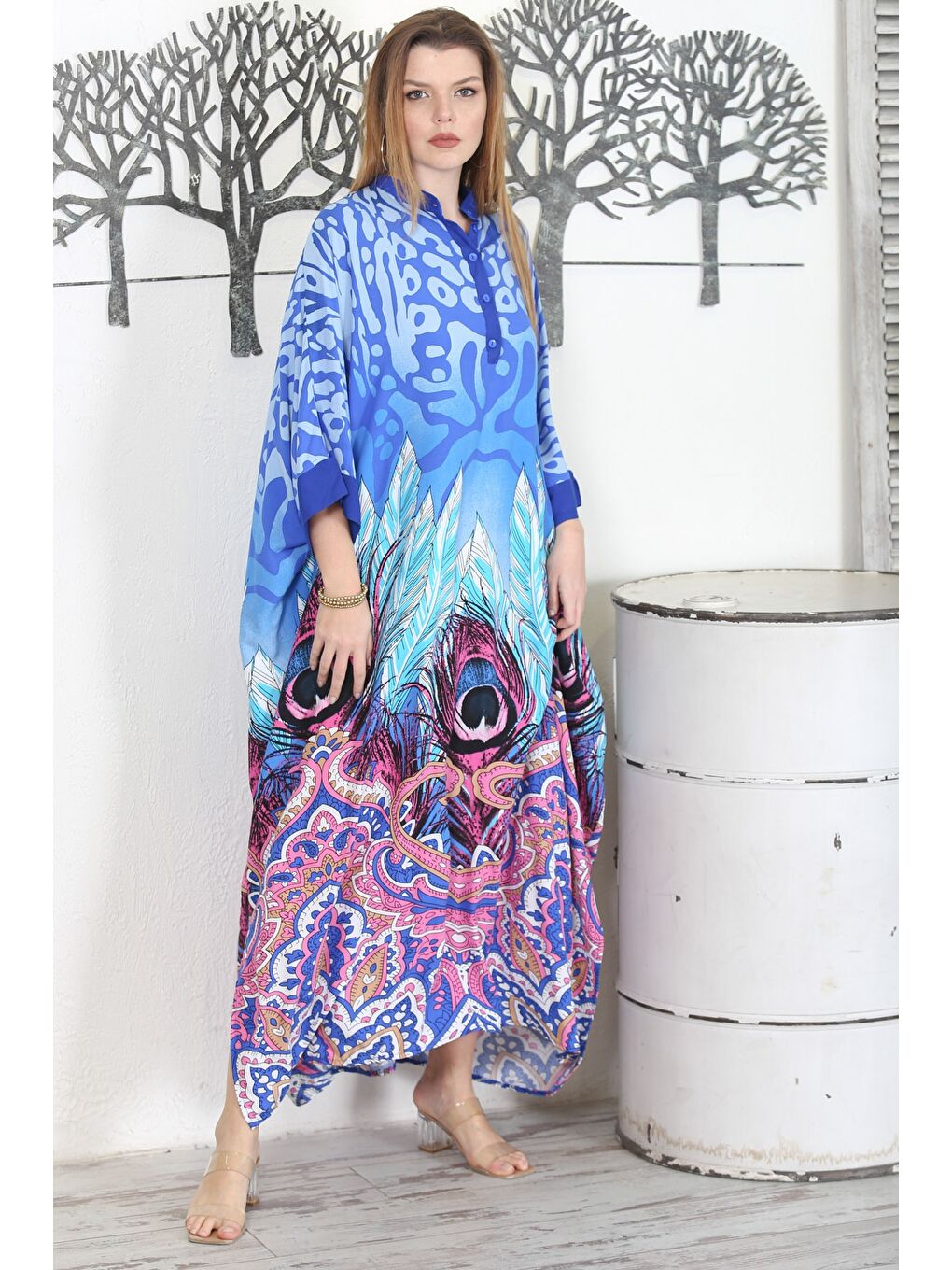 Mavi Hakim Yaka 3/4 Kol Düğmeli Yırtmaçlı Allover Baskılı Casual Dokuma Elbise-4