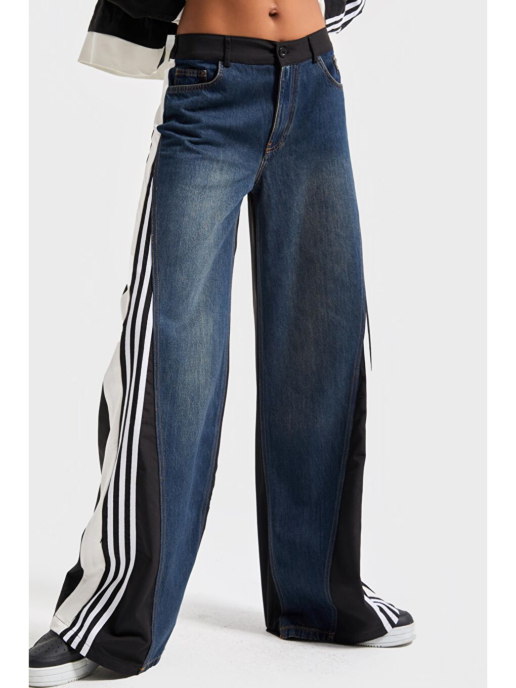 Mavi Kadın Jean Rengi Çift Parça Kumaş Şerit Detaylı Bol Kesim Özel Tasarım Denim Jean-3