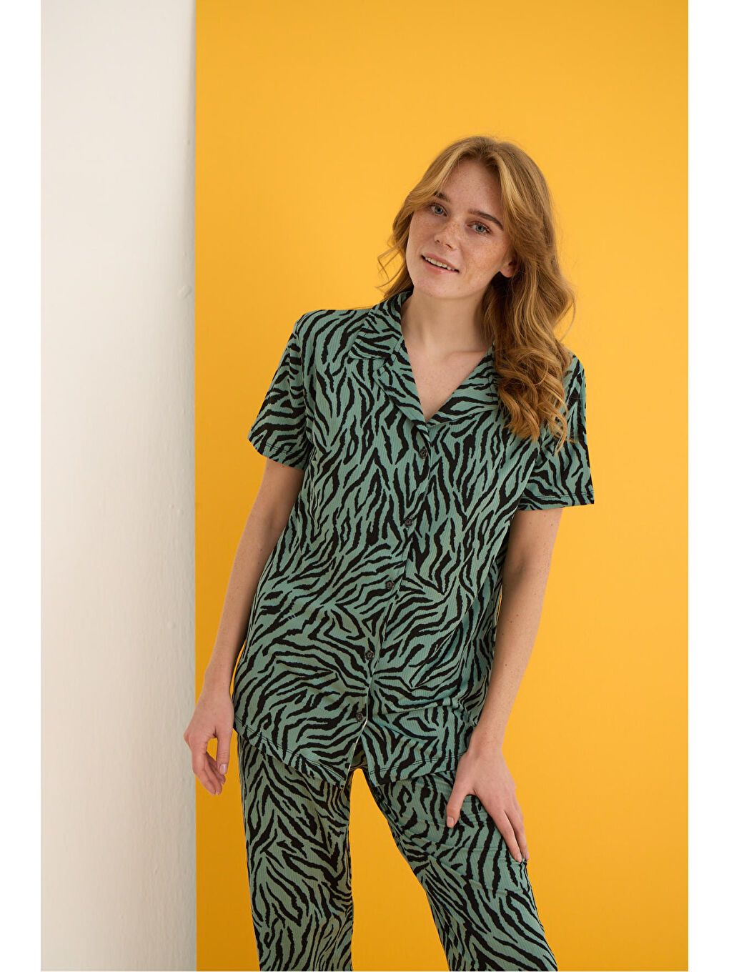 Yeşil Helen Düğmeli Pijama Takımı 7001-2-1