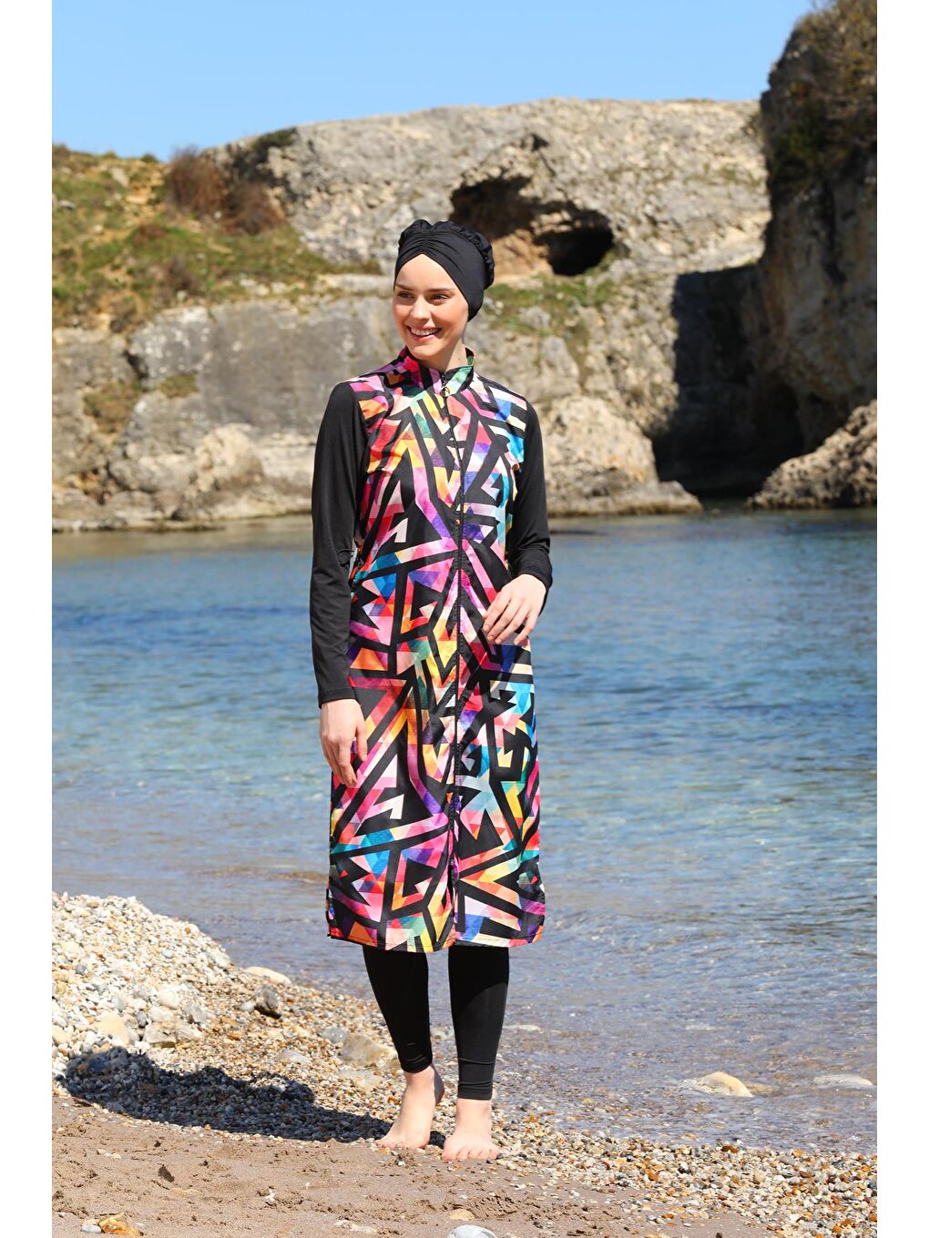 Siyah Dijital Baskılı Uzun Jile Model Kapalı Tesettür Mayo 3484-1