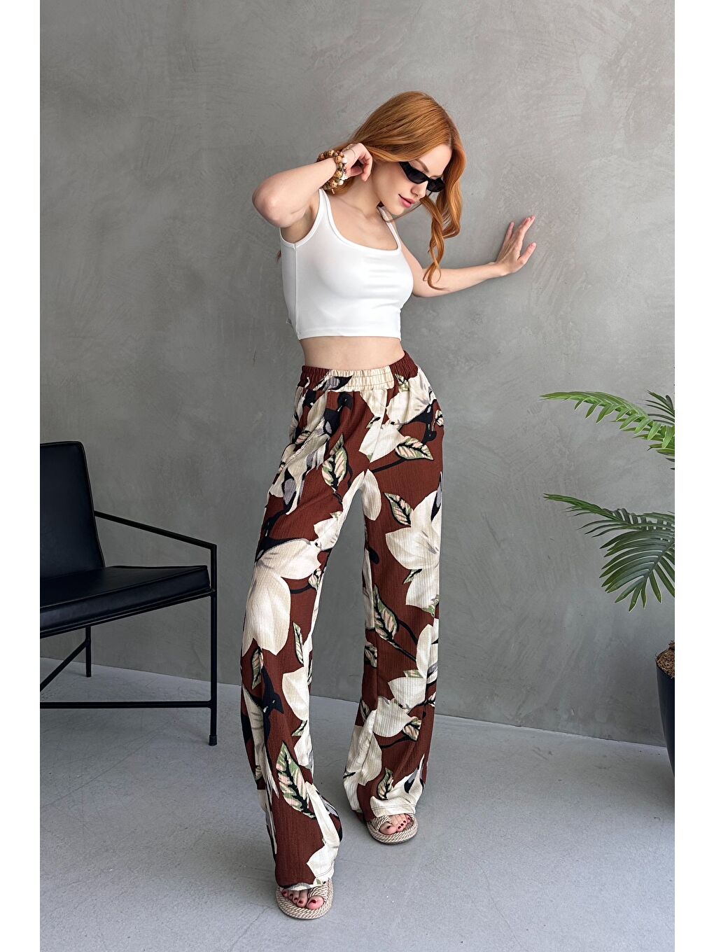 Kahverengi Çiçek Desenli Bol Pantolon Kahve - 27237-3