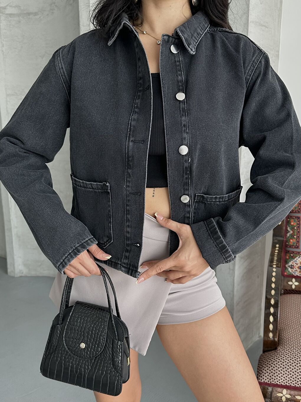 Siyah Önü Düğmeli Çift Cep Jean Ceket-2