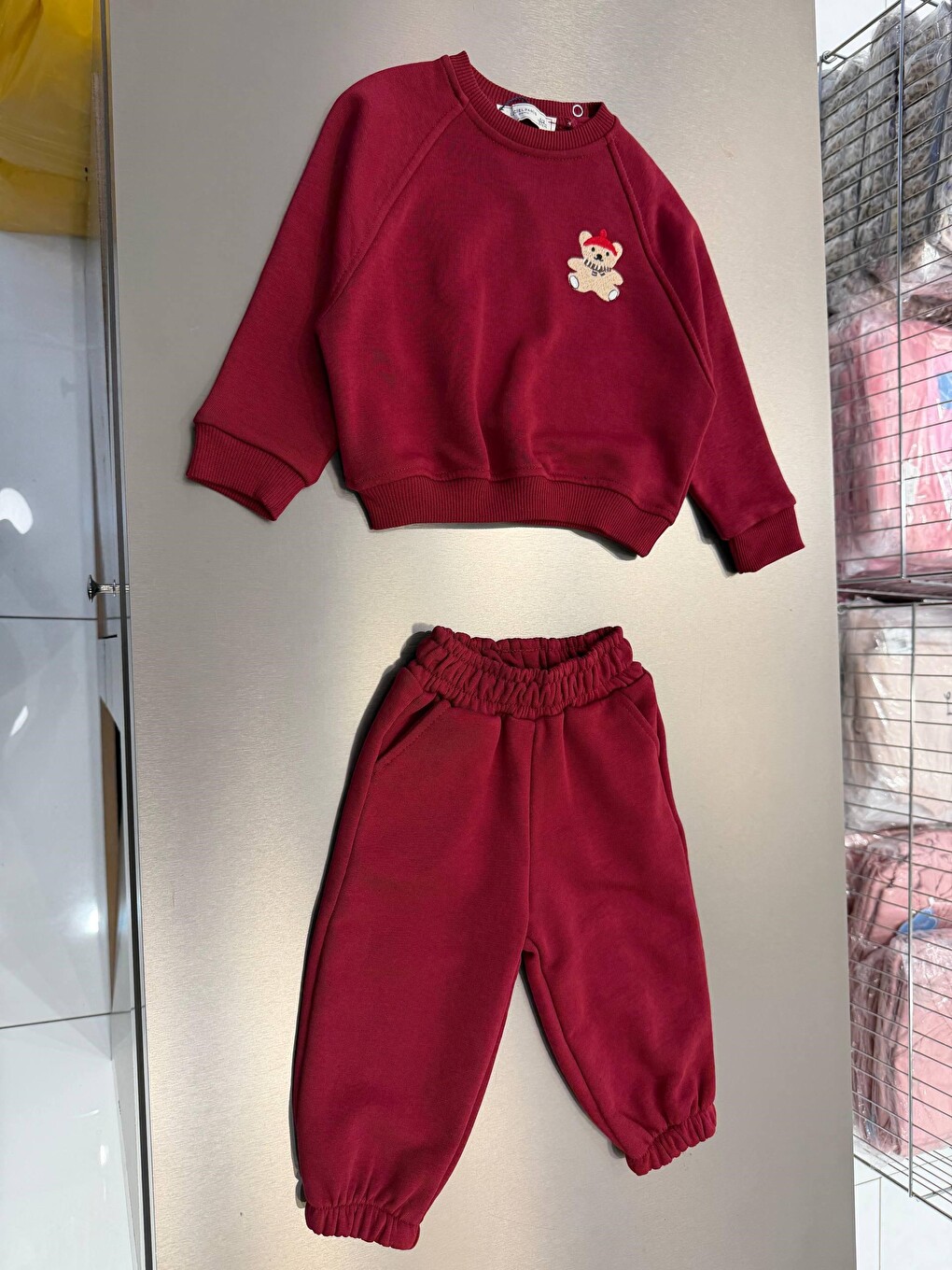 Karışık Çocuk Pamuklu Ayıcık Nakışlı Bordo Sweatshirt Ve Eşofman Altı Takımı-2