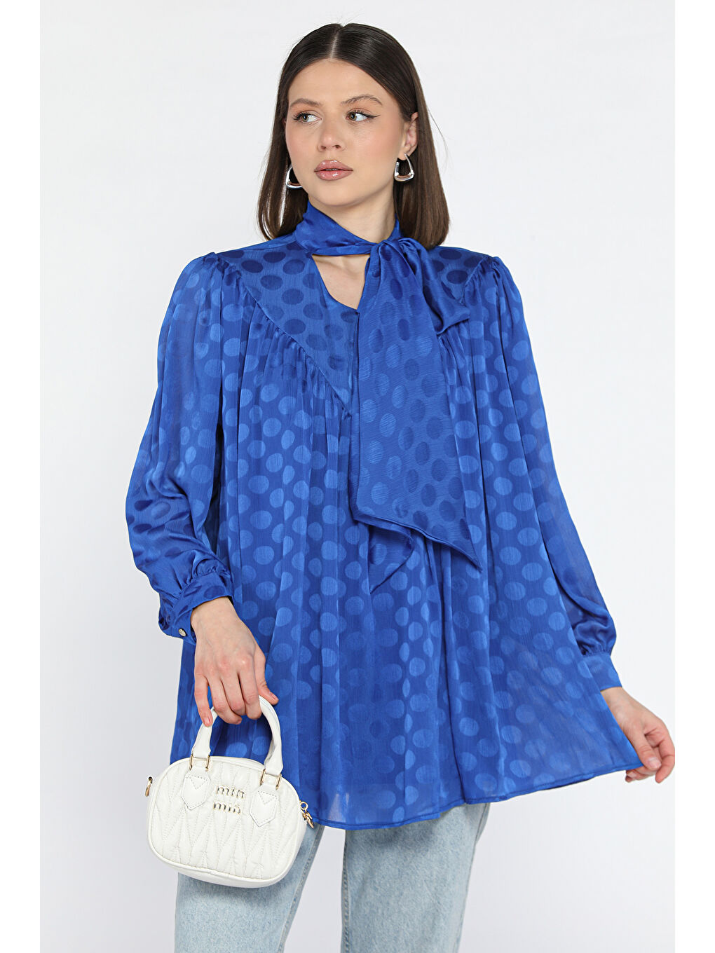 Mavi Ön Pile Detaylı Kravat Yaka Puanlı Kadın Astarlı Bluz-1